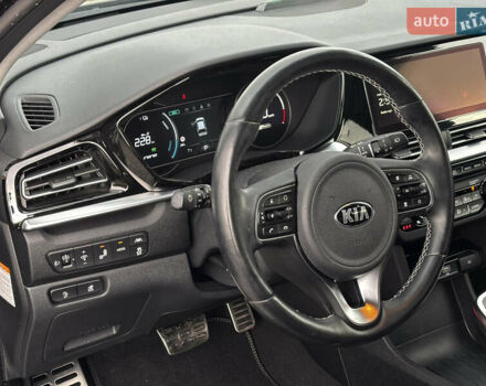Черный Киа Niro, объемом двигателя 0 л и пробегом 45 тыс. км за 23300 $, фото 18 на Automoto.ua