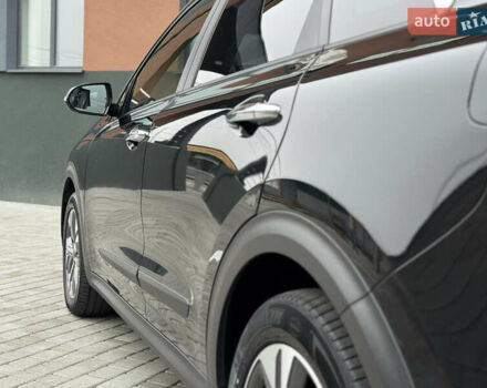 Черный Киа Niro, объемом двигателя 0 л и пробегом 132 тыс. км за 18699 $, фото 21 на Automoto.ua