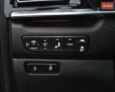 Чорний Кіа Niro, об'ємом двигуна 0 л та пробігом 169 тис. км за 18450 $, фото 33 на Automoto.ua