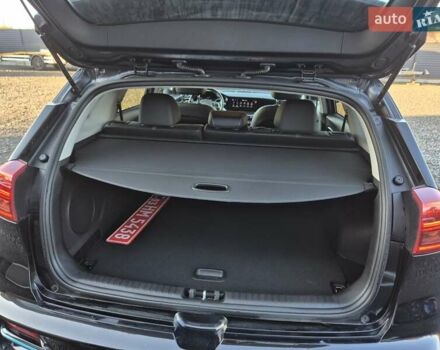 Черный Киа Niro, объемом двигателя 0 л и пробегом 132 тыс. км за 19449 $, фото 20 на Automoto.ua