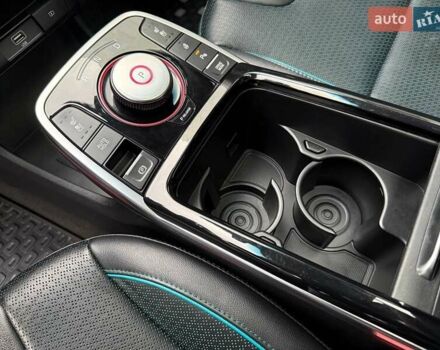 Чорний Кіа Niro, об'ємом двигуна 0 л та пробігом 89 тис. км за 22990 $, фото 30 на Automoto.ua