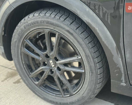 Киа Niro 2020 в Луцке на Automoto.ua Черный Киа Niro, объемом двигателя 0 л и пробегом 155 тыс. км за 19700 $, фото 21 на Automoto.ua