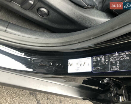 Киа Niro 2020 в Киеве на Automoto.ua Черный Киа Niro, объемом двигателя 0 л и пробегом 67 тыс. км за 21999 $, фото 26 на Automoto.ua