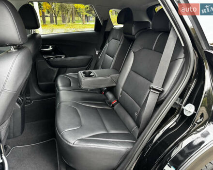 Черный Киа Niro, объемом двигателя 0 л и пробегом 78 тыс. км за 21700 $, фото 59 на Automoto.ua