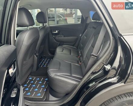 Черный Киа Niro, объемом двигателя 0 л и пробегом 113 тыс. км за 21900 $, фото 30 на Automoto.ua
