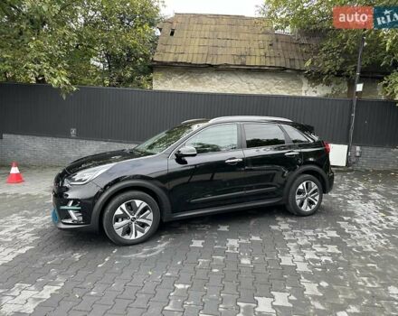 Черный Киа Niro, объемом двигателя 0 л и пробегом 107 тыс. км за 19700 $, фото 4 на Automoto.ua