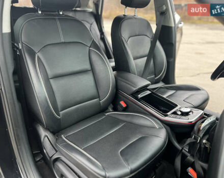 Чорний Кіа Niro, об'ємом двигуна 0 л та пробігом 140 тис. км за 17999 $, фото 42 на Automoto.ua