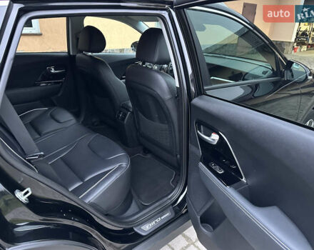 Черный Киа Niro, объемом двигателя 0 л и пробегом 135 тыс. км за 18650 $, фото 22 на Automoto.ua