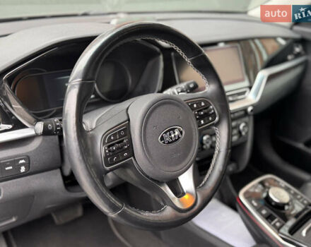 Черный Киа Niro, объемом двигателя 0 л и пробегом 132 тыс. км за 18699 $, фото 48 на Automoto.ua