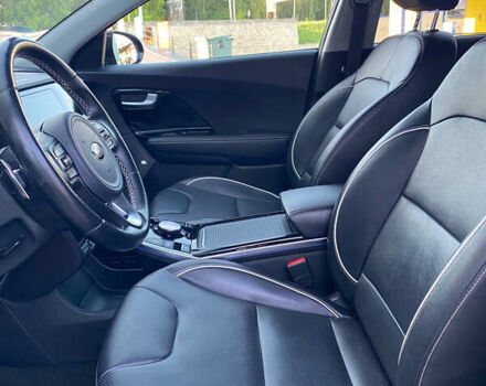 Черный Киа Niro, объемом двигателя 0 л и пробегом 152 тыс. км за 19200 $, фото 28 на Automoto.ua