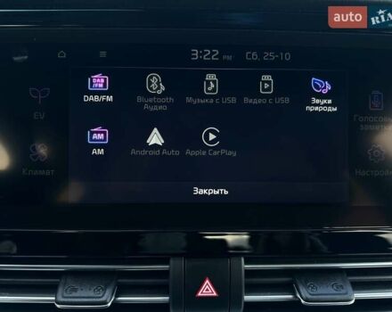 Чорний Кіа Niro, об'ємом двигуна 0 л та пробігом 68 тис. км за 24200 $, фото 64 на Automoto.ua