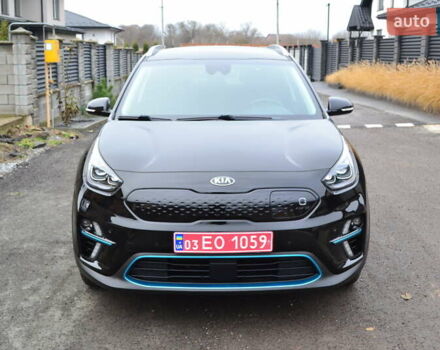 Чорний Кіа Niro, об'ємом двигуна 0 л та пробігом 169 тис. км за 18450 $, фото 6 на Automoto.ua