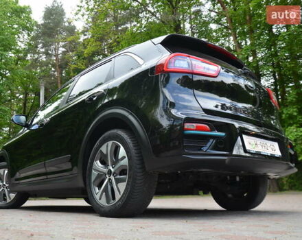 Черный Киа Niro, объемом двигателя 0 л и пробегом 76 тыс. км за 17550 $, фото 29 на Automoto.ua