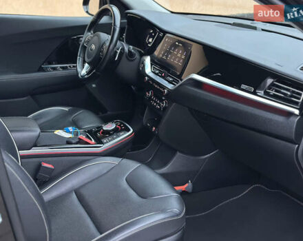 Черный Киа Niro, объемом двигателя 0 л и пробегом 135 тыс. км за 18650 $, фото 25 на Automoto.ua