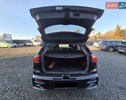 Черный Киа Niro, объемом двигателя 0 л и пробегом 132 тыс. км за 19449 $, фото 19 на Automoto.ua