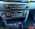 Черный Киа Niro, объемом двигателя 64 л и пробегом 85 тыс. км за 19500 $, фото 5 на Automoto.ua