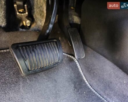 Чорний Кіа Niro, об'ємом двигуна 0 л та пробігом 46 тис. км за 17000 $, фото 65 на Automoto.ua