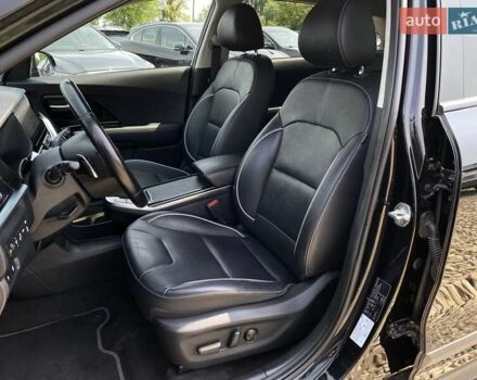 Черный Киа Niro, объемом двигателя 0 л и пробегом 115 тыс. км за 21300 $, фото 24 на Automoto.ua