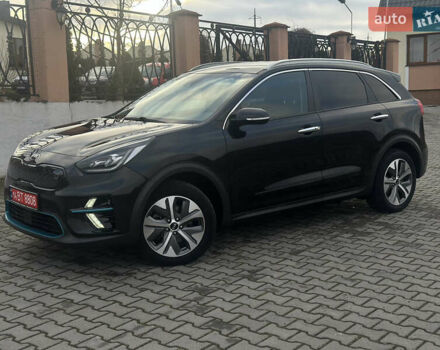 Черный Киа Niro, объемом двигателя 0 л и пробегом 117 тыс. км за 18870 $, фото 66 на Automoto.ua