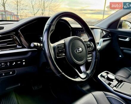 Черный Киа Niro, объемом двигателя 0 л и пробегом 89 тыс. км за 19350 $, фото 52 на Automoto.ua