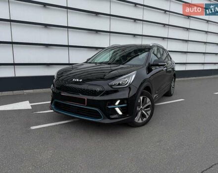 Черный Киа Niro, объемом двигателя 0 л и пробегом 137 тыс. км за 19200 $, фото 1 на Automoto.ua