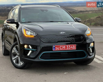 Черный Киа Niro, объемом двигателя 0 л и пробегом 101 тыс. км за 19100 $, фото 6 на Automoto.ua
