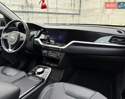 Черный Киа Niro, объемом двигателя 0 л и пробегом 80 тыс. км за 21850 $, фото 41 на Automoto.ua