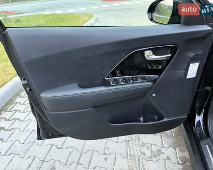 Черный Киа Niro, объемом двигателя 0 л и пробегом 78 тыс. км за 19300 $, фото 20 на Automoto.ua