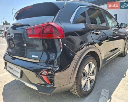 Черный Киа Niro, объемом двигателя 1.58 л и пробегом 112 тыс. км за 19700 $, фото 5 на Automoto.ua