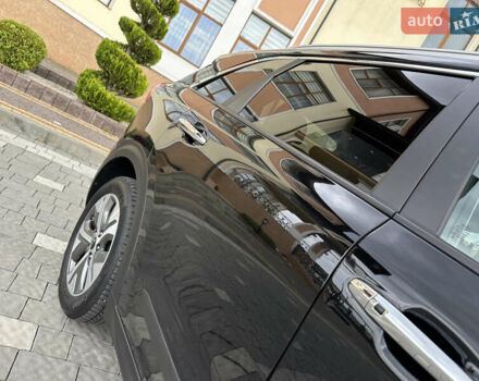 Чорний Кіа Niro, об'ємом двигуна 0 л та пробігом 51 тис. км за 21500 $, фото 10 на Automoto.ua