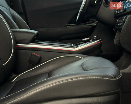 Черный Киа Niro, объемом двигателя 0 л и пробегом 109 тыс. км за 19900 $, фото 23 на Automoto.ua