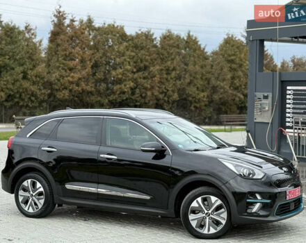 Черный Киа Niro, объемом двигателя 0 л и пробегом 80 тыс. км за 19890 $, фото 129 на Automoto.ua