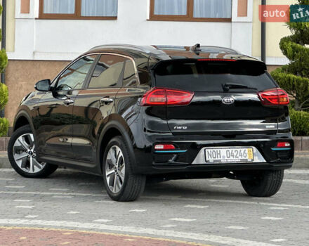 Чорний Кіа Niro, об'ємом двигуна 0 л та пробігом 51 тис. км за 21500 $, фото 27 на Automoto.ua