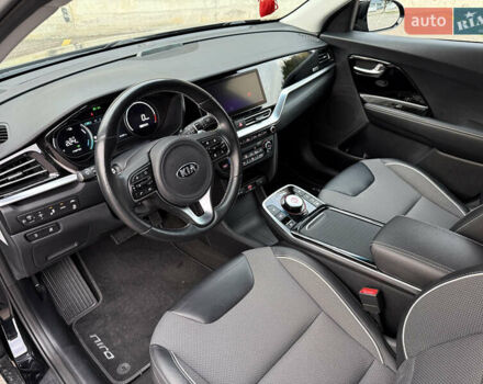Черный Киа Niro, объемом двигателя 0 л и пробегом 80 тыс. км за 21850 $, фото 66 на Automoto.ua