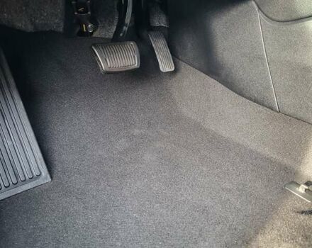 Черный Киа Niro, объемом двигателя 0 л и пробегом 79 тыс. км за 18300 $, фото 9 на Automoto.ua