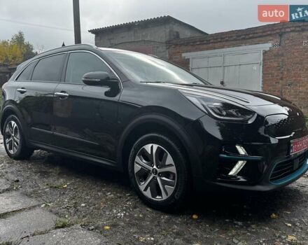 Черный Киа Niro, объемом двигателя 0 л и пробегом 150 тыс. км за 19800 $, фото 12 на Automoto.ua