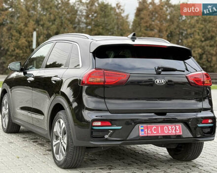 Черный Киа Niro, объемом двигателя 0 л и пробегом 80 тыс. км за 19650 $, фото 169 на Automoto.ua