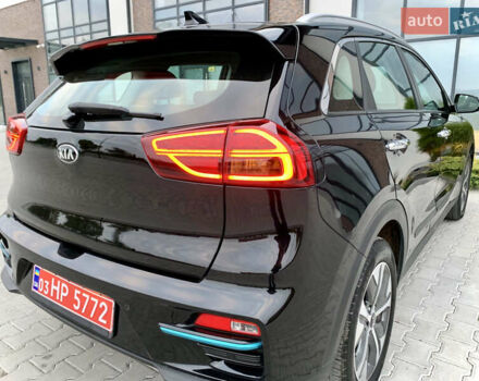 Черный Киа Niro, объемом двигателя 0 л и пробегом 94 тыс. км за 17900 $, фото 82 на Automoto.ua