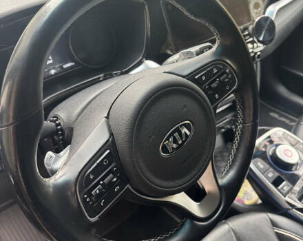 Киа Niro 2021 в Киеве на Automoto.ua Черный Киа Niro, объемом двигателя 0 л и пробегом 128 тыс. км за 20800 $, фото 19 на Automoto.ua