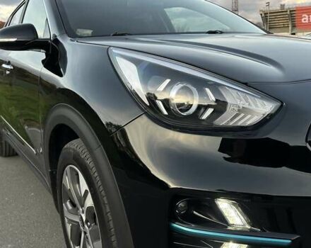 Черный Киа Niro, объемом двигателя 0 л и пробегом 121 тыс. км за 18999 $, фото 26 на Automoto.ua