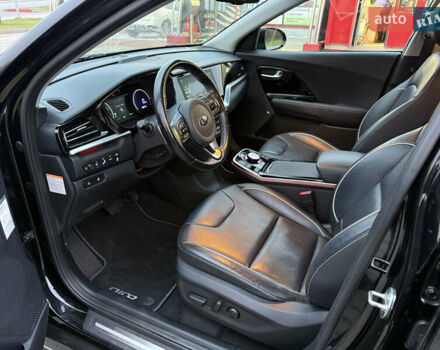 Черный Киа Niro, объемом двигателя 0 л и пробегом 78 тыс. км за 19300 $, фото 16 на Automoto.ua