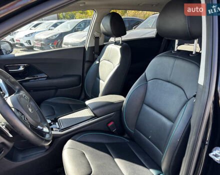 Черный Киа Niro, объемом двигателя 0 л и пробегом 59 тыс. км за 23900 $, фото 11 на Automoto.ua