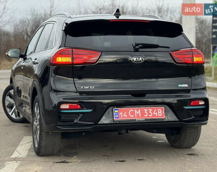 Черный Киа Niro, объемом двигателя 0 л и пробегом 101 тыс. км за 19100 $, фото 13 на Automoto.ua