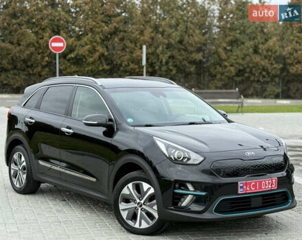 Черный Киа Niro, объемом двигателя 0 л и пробегом 80 тыс. км за 19650 $, фото 130 на Automoto.ua