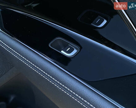 Чорний Кіа Niro, об'ємом двигуна 0 л та пробігом 67 тис. км за 20999 $, фото 54 на Automoto.ua