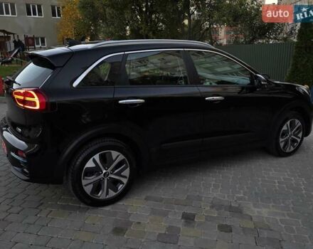 Черный Киа Niro, объемом двигателя 0 л и пробегом 148 тыс. км за 17699 $, фото 10 на Automoto.ua
