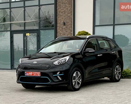Черный Киа Niro, объемом двигателя 0 л и пробегом 94 тыс. км за 17900 $, фото 3 на Automoto.ua