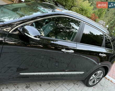 Чорний Кіа Niro, об'ємом двигуна 0 л та пробігом 123 тис. км за 17899 $, фото 18 на Automoto.ua