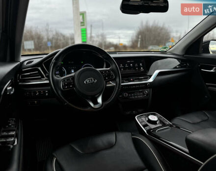 Черный Киа Niro, объемом двигателя 0 л и пробегом 101 тыс. км за 19100 $, фото 42 на Automoto.ua