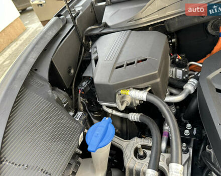 Чорний Кіа Niro, об'ємом двигуна 0 л та пробігом 51 тис. км за 21500 $, фото 86 на Automoto.ua